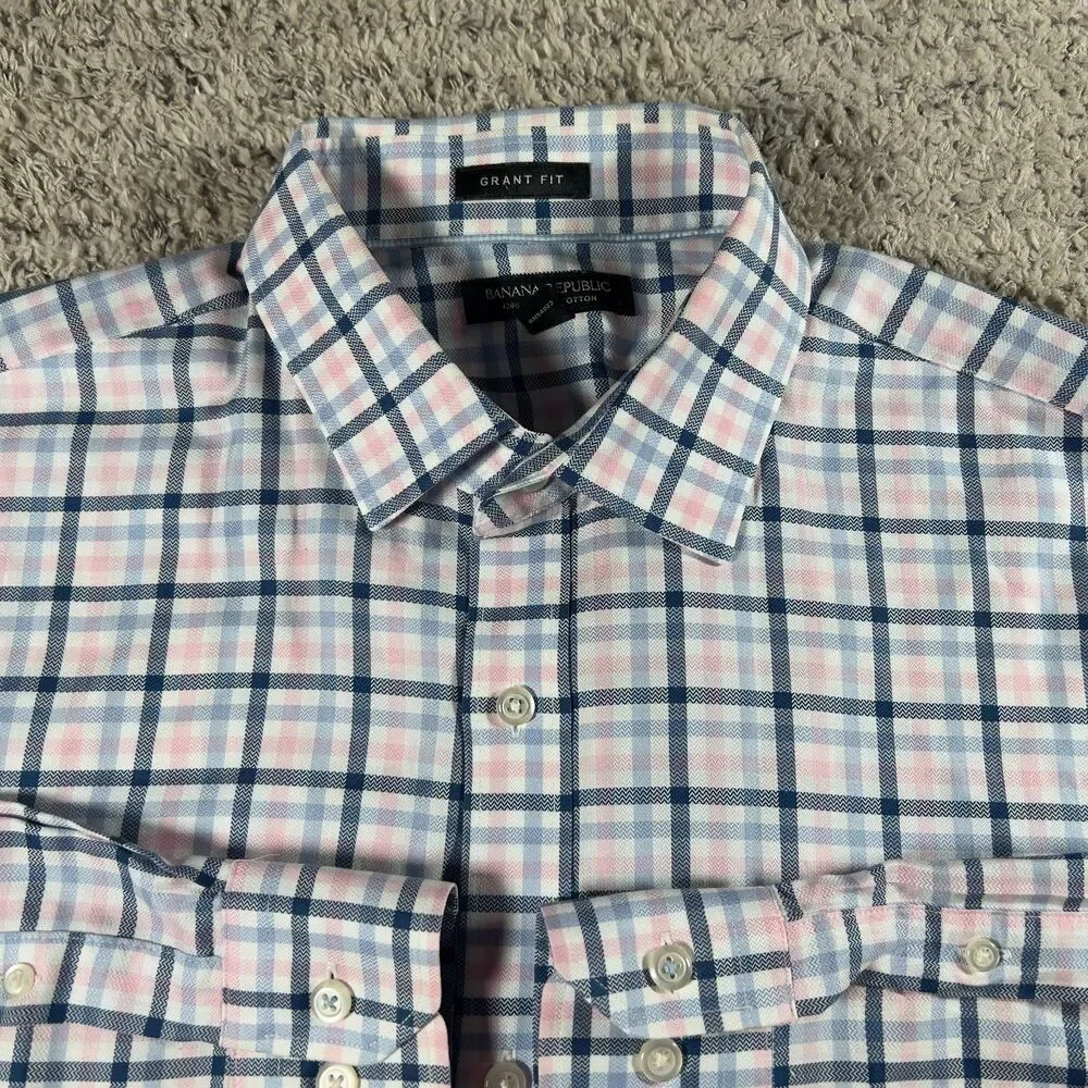 Banana Republic Grant Fit Men's L Supima Cotton Plaid Long Sleeve Button Shirt